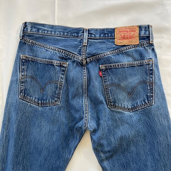 LEVI'S Jeans 501 Vintage Denim Blue Medium Wash Faded 90s Y2K Button Fly 34x30 - Picture 11 of 15